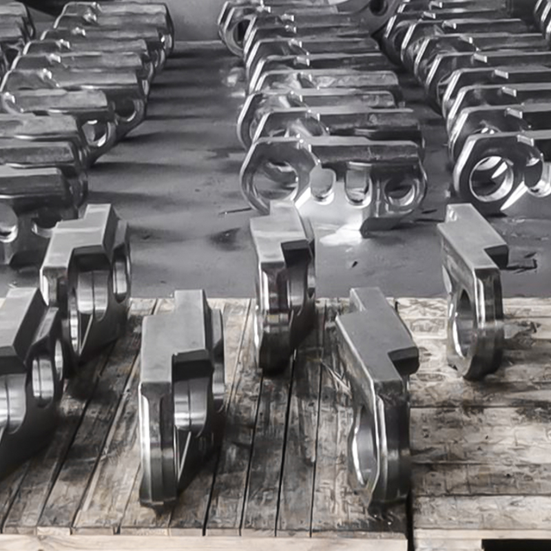 Gravemaskin Track Link smiing